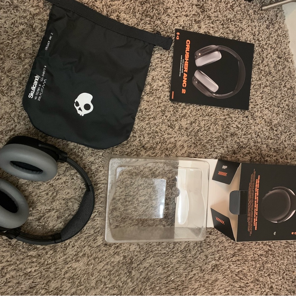 Skullcandy Crusher ANC 2 Headphones in Black and Gray